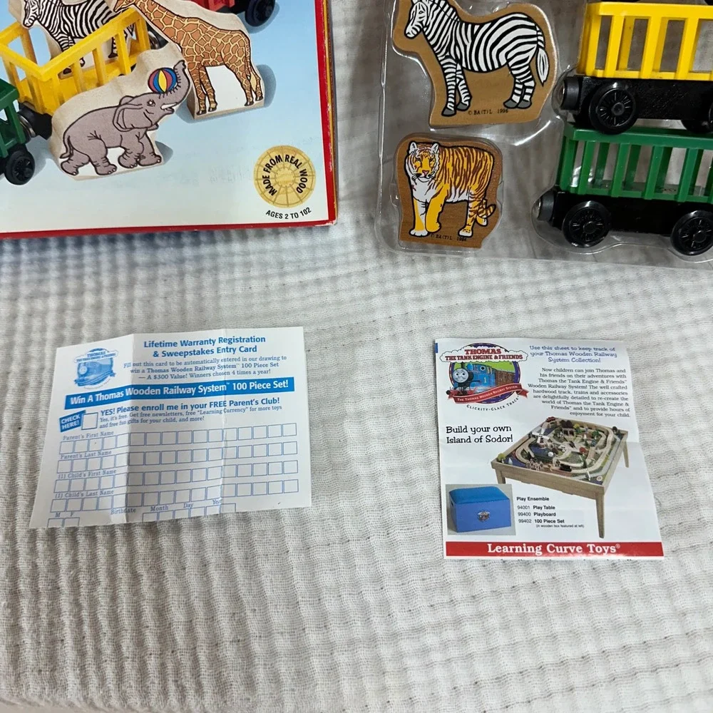 NOS New Vintage Thomas & Friends Wooden Railway Circus Train open box
